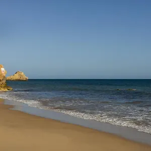  Apartamento In Praia Da Rocha With A-c, Terrace In